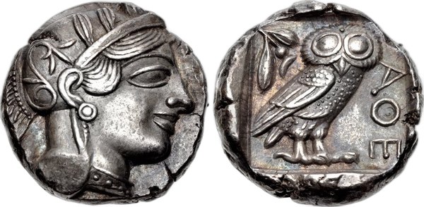 Athénská stříbrná tetradrachma 454–404 př. n. l. – hlava Athény v přilbě a sova s olivovou ratolestí a nápisem ΑΘΕ